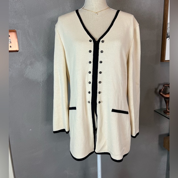 St. John Collection Santana Knit
Jacket in Vanilla/Black - Picture 8 of 11